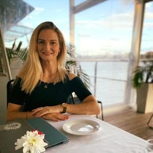 Meet your Posher, Jane